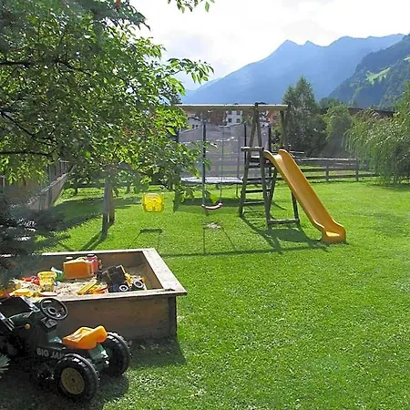 Augarten Szálloda Neustift im Stubaital