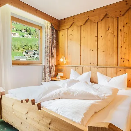 Готель Augarten