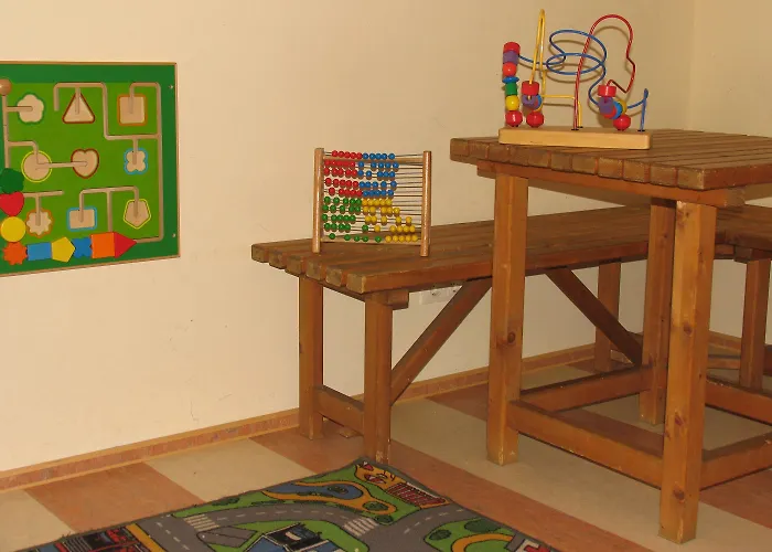 Готель Augarten Нойштіфт-ім-Штубайталь