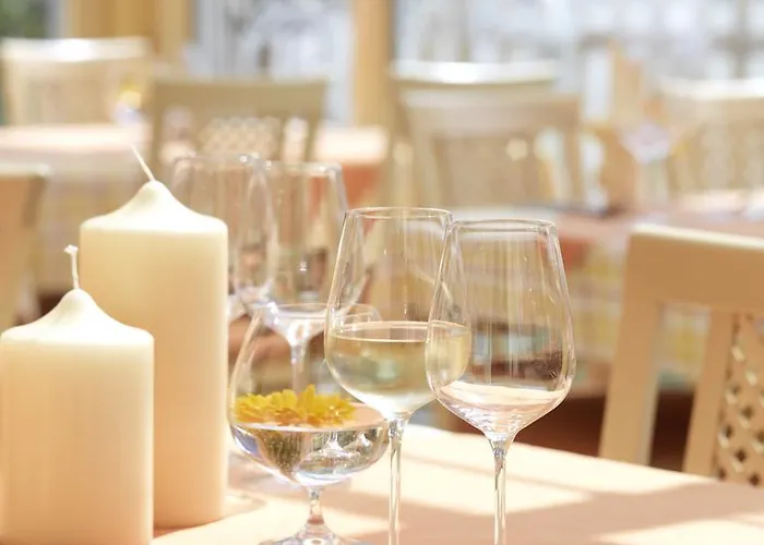 Готель Augarten Нойштіфт-ім-Штубайталь