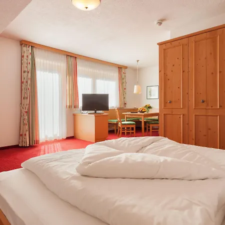 Szálloda Augarten Neustift im Stubaital