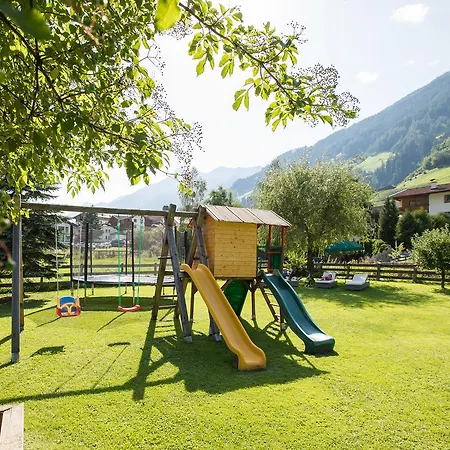 Szálloda Augarten Neustift im Stubaital